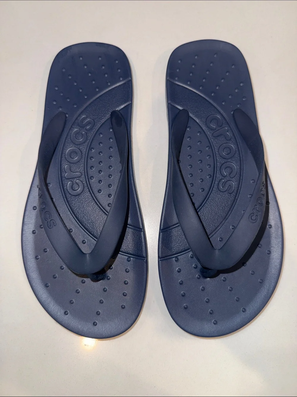 CROCS Unisex Dark Navy Blue Flip-Flop Sandals Men Size 3 Women Size 5